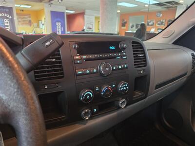 2011 Chevrolet Silverado 1500 LS 4DR EXTENDED CAB   - Photo 19 - Hamilton, OH 45015