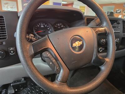 2011 Chevrolet Silverado 1500 LS 4DR EXTENDED CAB   - Photo 21 - Hamilton, OH 45015