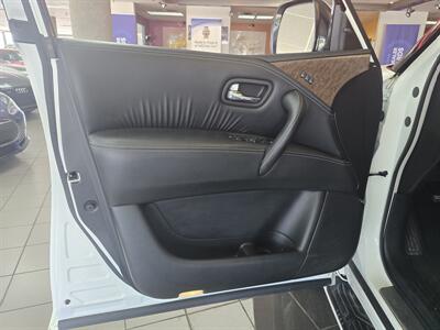 2017 INFINITI QX80 Base 4DR SUV - Photo 7 - Hamilton, OH 45015