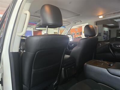 2017 INFINITI QX80 Base 4DR SUV - Photo 11 - Hamilton, OH 45015