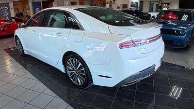 2020 Lincoln MKZ/Zephyr Standard 4DR SEDAN   - Photo 8 - Hamilton, OH 45015