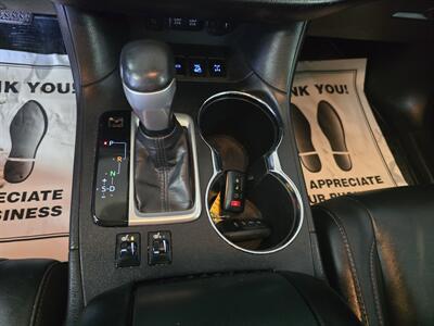 2017 Toyota Highlander XLE 4DR SUV AWD   - Photo 24 - Hamilton, OH 45015