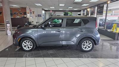 2023 Kia Soul LX 4DR CROSSOVER   - Photo 2 - Hamilton, OH 45015