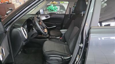 2023 Kia Soul LX 4DR CROSSOVER   - Photo 9 - Hamilton, OH 45015