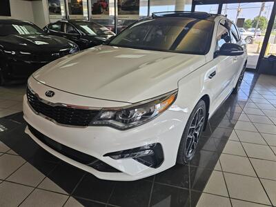 2019 Kia Optima SX Turbo   - Photo 2 - Hamilton, OH 45015