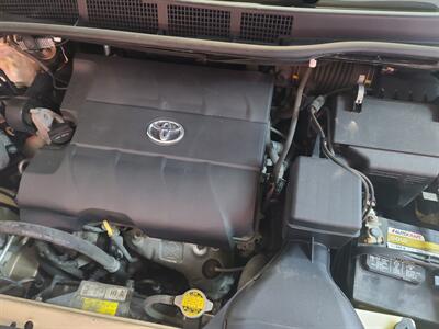 2014 Toyota Sienna LE 7-Passenger Auto 4DR MINI-VAN   - Photo 31 - Hamilton, OH 45015