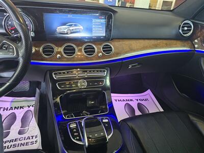2017 Mercedes-Benz E 300 4DR SEDAN   - Photo 27 - Hamilton, OH 45015