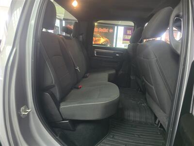 2024 RAM 1500 WARLOCK 4DR CREW CAB 4X4   - Photo 17 - Hamilton, OH 45015