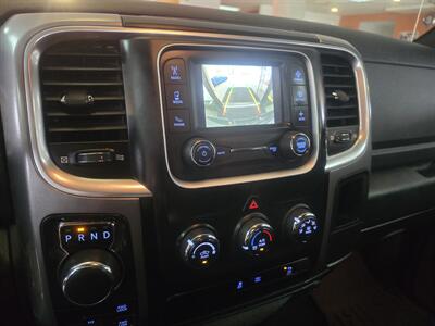 2024 RAM 1500 WARLOCK 4DR CREW CAB 4X4   - Photo 25 - Hamilton, OH 45015
