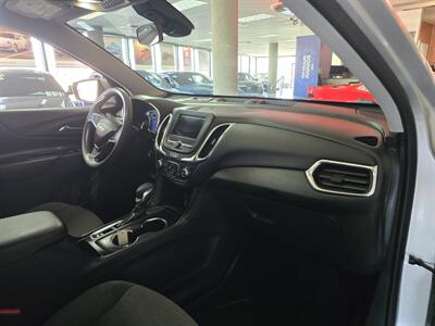 2022 Chevrolet Equinox LT 4DR SUV w/1lt   - Photo 14 - Hamilton, OH 45015