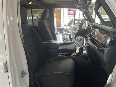 2019 Jeep Wrangler Unlimited Sahara 4X4 4DR JEEP   - Photo 24 - Hamilton, OH 45015