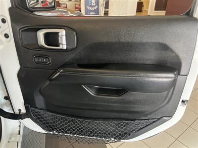 2019 Jeep Wrangler Unlimited Sahara 4X4 4DR JEEP   - Photo 25 - Hamilton, OH 45015