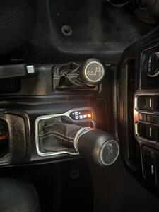 2019 Jeep Wrangler Unlimited Sahara 4X4 4DR JEEP   - Photo 17 - Hamilton, OH 45015