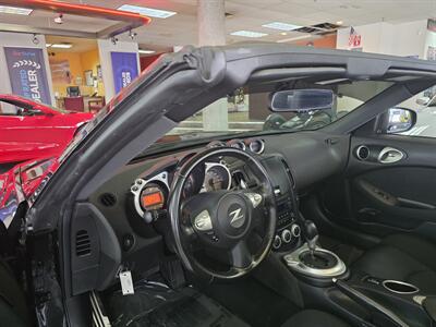2019 Nissan 370Z ROADSTER 2DR CONVERTIBLE   - Photo 8 - Hamilton, OH 45015