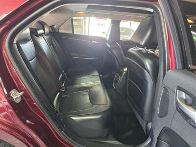 2017 Chrysler 300C 4DR SEDAN - Photo 16 - Hamilton, OH 45015