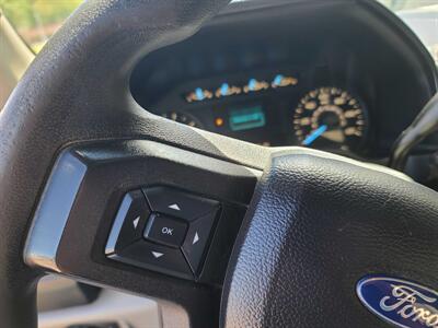 2018 Ford F-150 XL SUPER CREW 4X4/V8   - Photo 24 - Hamilton, OH 45015