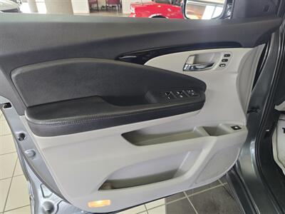 2019 Honda Ridgeline RTL-E 4DR CREW CAB 4X4 - Photo 7 - Hamilton, OH 45015