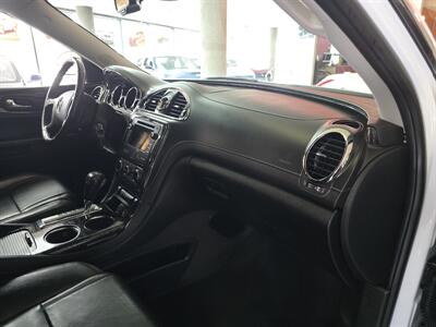 2017 Buick Enclave Leather 4DR SUV AWD/V6 3RD ROW   - Photo 13 - Hamilton, OH 45015