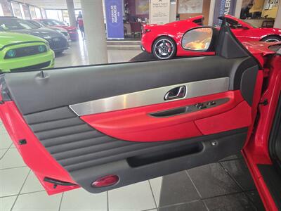 2002 Ford Thunderbird Deluxe 2DR CONVERTIBLE - Photo 7 - Hamilton, OH 45015