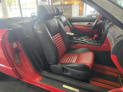 2002 Ford Thunderbird Deluxe 2DR CONVERTIBLE - Photo 12 - Hamilton, OH 45015