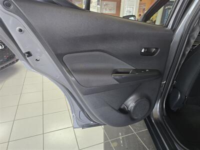2020 Nissan Kicks S 4DR HATCHBACK   - Photo 10 - Hamilton, OH 45015
