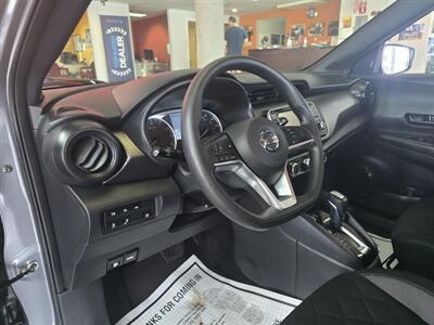 2020 Nissan Kicks S 4DR HATCHBACK   - Photo 7 - Hamilton, OH 45015