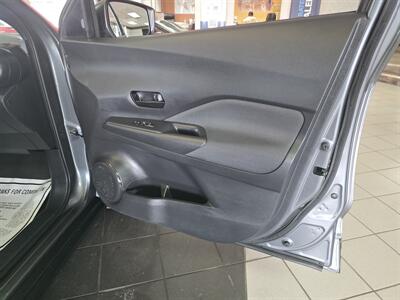 2020 Nissan Kicks S 4DR HATCHBACK   - Photo 12 - Hamilton, OH 45015