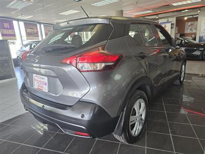2020 Nissan Kicks S 4DR HATCHBACK   - Photo 4 - Hamilton, OH 45015