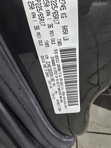 2012 Chrysler Town & Country Touring L  4DR MINI-VAN   - Photo 34 - Hamilton, OH 45015