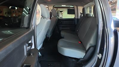 2016 RAM 1500 Express Fleet 4DR CREW CAB 4X4/HEMI   - Photo 19 - Hamilton, OH 45015