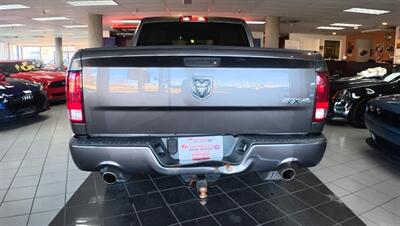 2016 RAM 1500 Express Fleet 4DR CREW CAB 4X4/HEMI   - Photo 7 - Hamilton, OH 45015