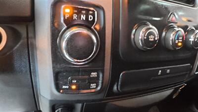 2016 RAM 1500 Express Fleet 4DR CREW CAB 4X4/HEMI   - Photo 16 - Hamilton, OH 45015