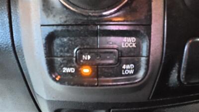 2016 RAM 1500 Express Fleet 4DR CREW CAB 4X4/HEMI   - Photo 17 - Hamilton, OH 45015