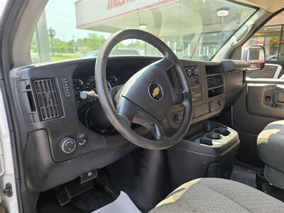 2015 Chevrolet Express 2500 3DR CARGO VAN/V8   - Photo 8 - Hamilton, OH 45015