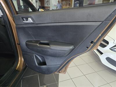 2017 Kia Sportage LX   - Photo 16 - Hamilton, OH 45015