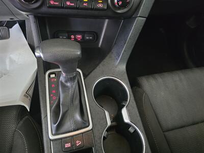 2017 Kia Sportage LX   - Photo 21 - Hamilton, OH 45015