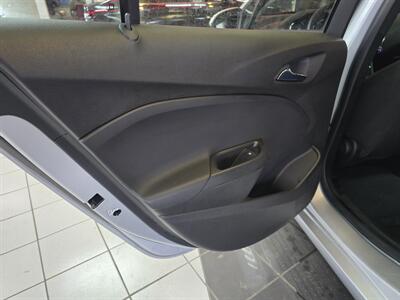 2018 Chevrolet Cruze LS Auto 4DR SEDAN - Photo 7 - Hamilton, OH 45015