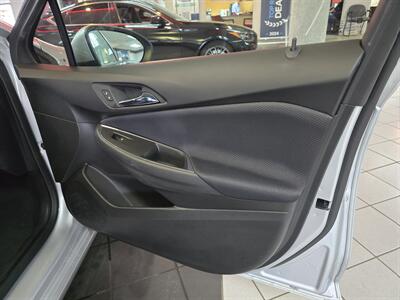 2018 Chevrolet Cruze LS Auto 4DR SEDAN - Photo 11 - Hamilton, OH 45015