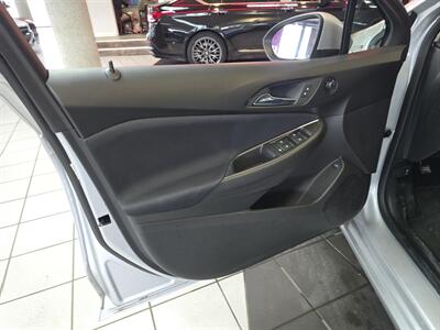 2018 Chevrolet Cruze LS Auto 4DR SEDAN - Photo 9 - Hamilton, OH 45015