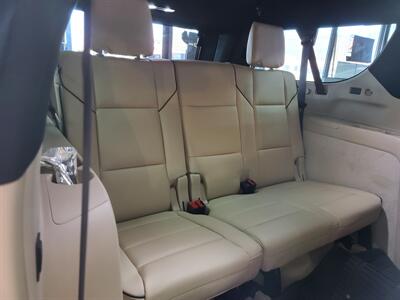2022 Cadillac Escalade ESVPremium Luxury 4DR SUV 4X4   - Photo 22 - Hamilton, OH 45015