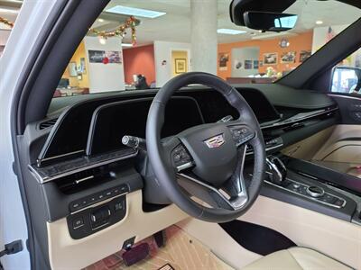 2022 Cadillac Escalade ESVPremium Luxury 4DR SUV 4X4   - Photo 9 - Hamilton, OH 45015