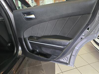 2023 Dodge Charger GT   - Photo 16 - Hamilton, OH 45015