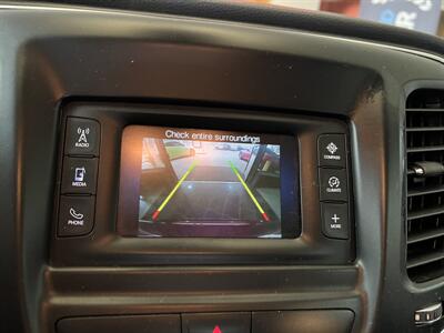 2015 Chrysler 200 Series Limited 4DR SEDAN   - Photo 10 - Hamilton, OH 45015