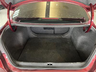 2015 Chrysler 200 Series Limited 4DR SEDAN   - Photo 15 - Hamilton, OH 45015