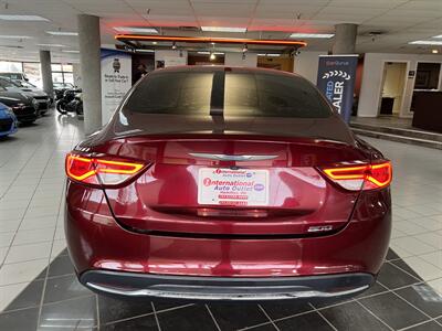 2015 Chrysler 200 Series Limited 4DR SEDAN   - Photo 7 - Hamilton, OH 45015