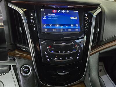 2015 Cadillac Escalade Luxury Collection 4DR SUV 4X4   - Photo 32 - Hamilton, OH 45015