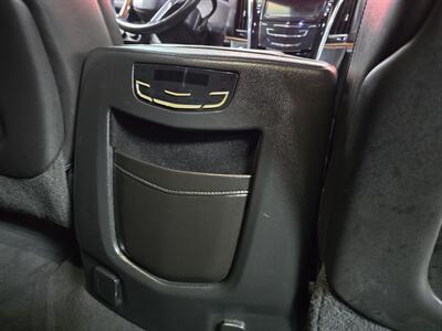 2015 Cadillac Escalade Luxury Collection 4DR SUV 4X4   - Photo 20 - Hamilton, OH 45015