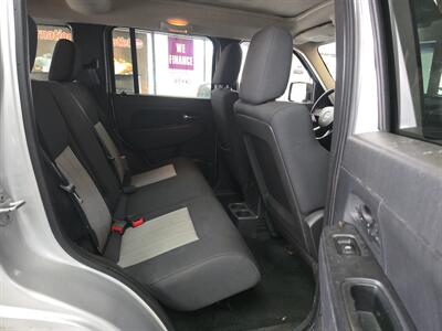 2009 Jeep Liberty Sport   - Photo 17 - Hamilton, OH 45015