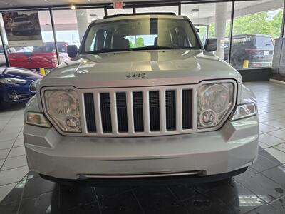 2009 Jeep Liberty Sport   - Photo 2 - Hamilton, OH 45015