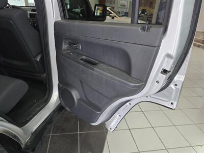 2009 Jeep Liberty Sport   - Photo 16 - Hamilton, OH 45015